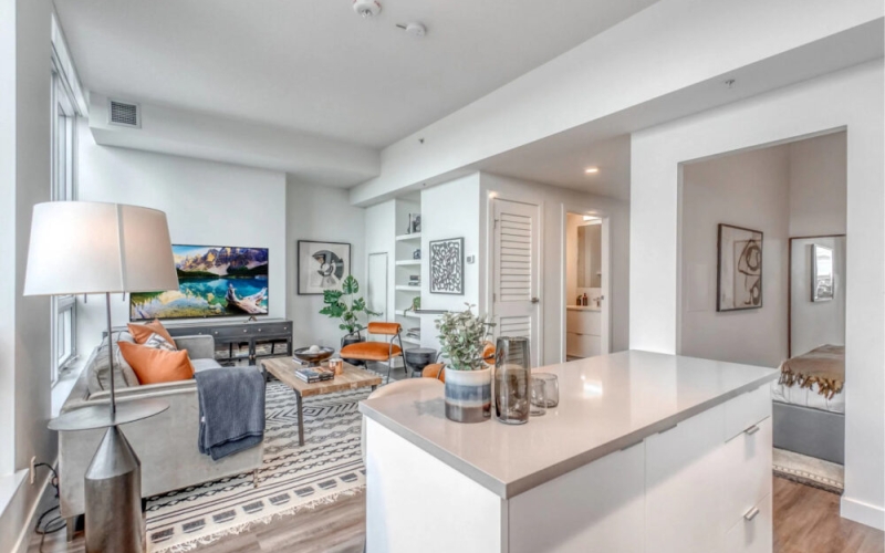 Upscale 1-Bedroom Living in Calgary | BLVD Beltline Building