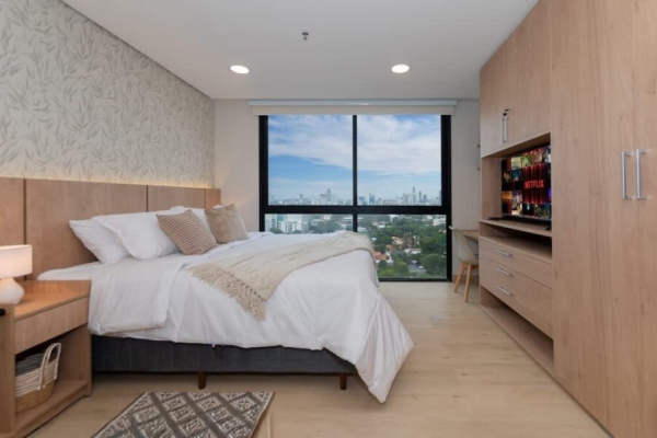 7e19b9dd e3ea 4f Is3bP 1646c4ee