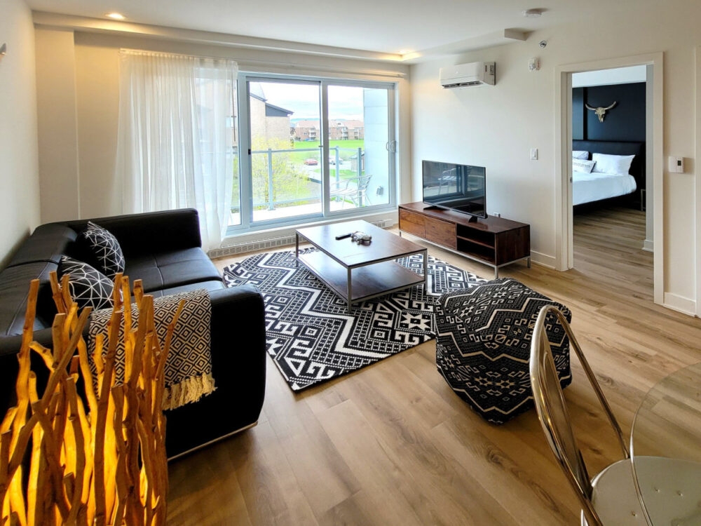 Extended Stay Serviced 2 Bedroom Apartment in Brossard | Blum Building