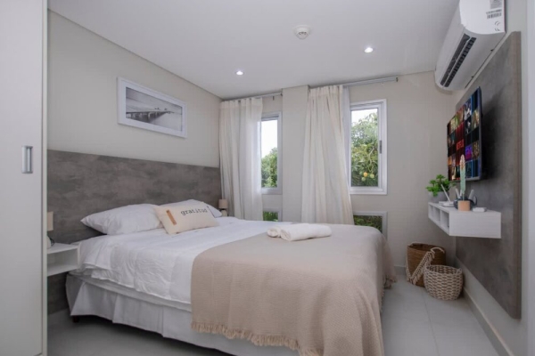 834961a3 c06a 49 rh7sQ 36835c9b