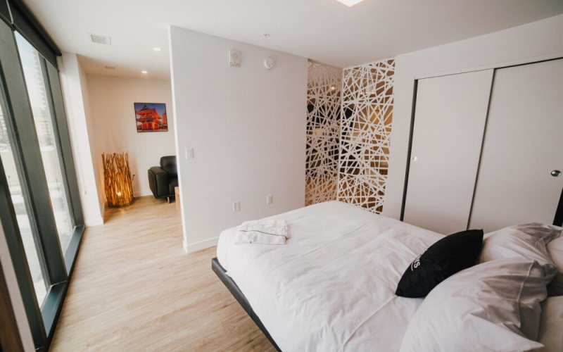 Furnished Studio in Winnipeg | Stradbrook Building