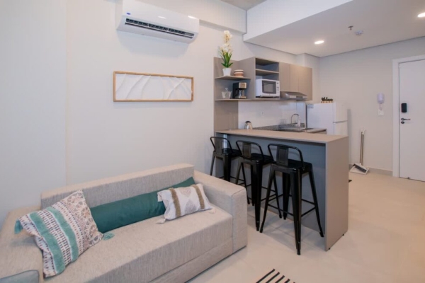 1c24c2d1 e12c 4c jHQQI 6bcd29d7