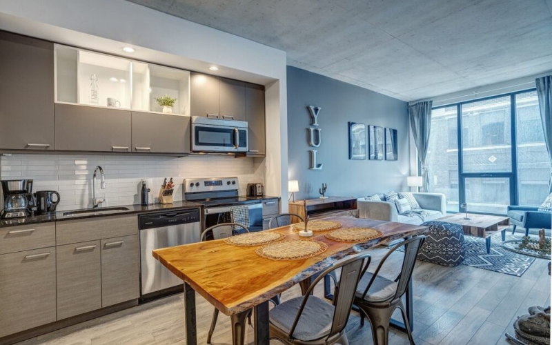 Sleek 1BR | Balcony & Workspace | Downtown Montreal