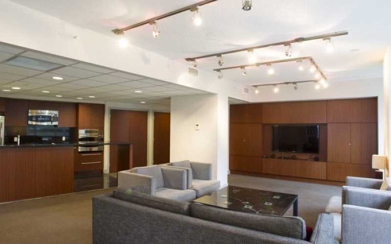 Corporate Housing Vancouver Capitol Residences 03 e1621881664376 1 975fabcb