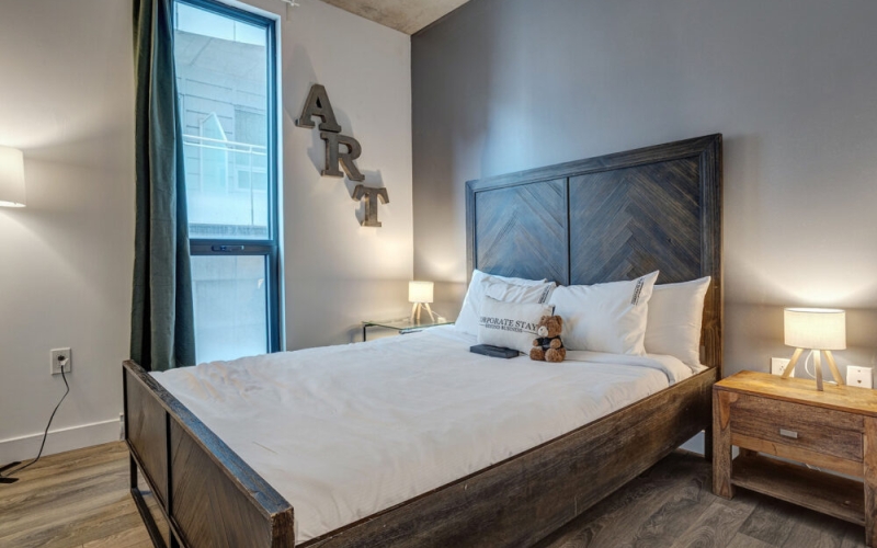 Montreal – C Lofts Le Smith – 2B1B (1006)