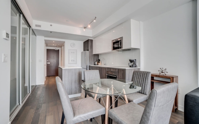Furnished 2 Bedroom Loft in Ottawa