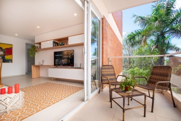 df2851cd 4452 40 0swC7 b2b5fa4b