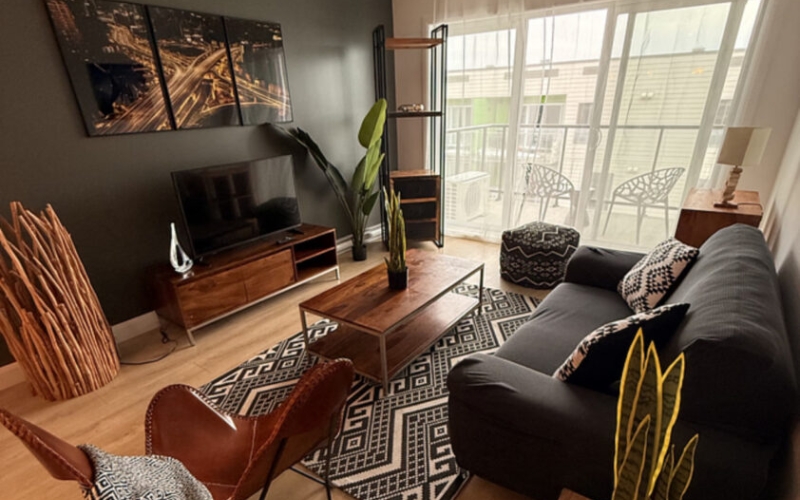 Furnished Serviced 2-Bedroom Apartment in Quebec City