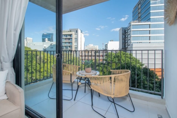 0a681bc2 fbd5 41 CrgyF d79e350b