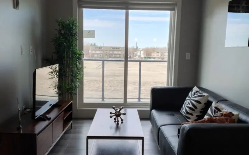 Fully Furnished Corporate 2 Bedroom Apartment in Edmonton