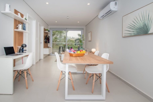 a866a1bb 3ef4 4b LqTpn db4d43e2