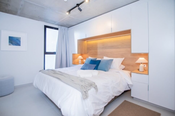 6615b4c4 87be 46 6RqPN e0ea0c08