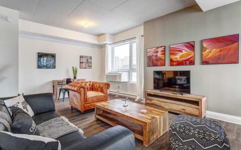 2 Bedroom Furnished Apartment in Central Laval