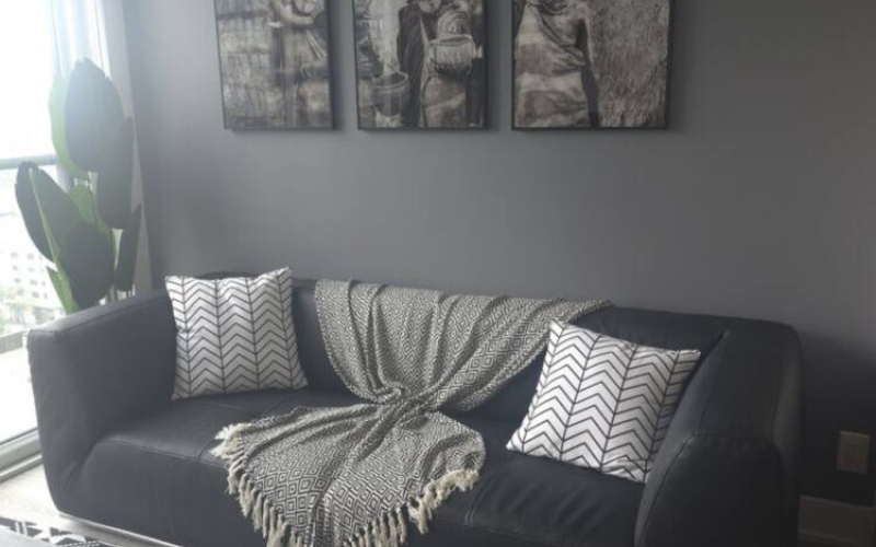 High-End 1BR Apt w/ Stunning Views and Pool Access