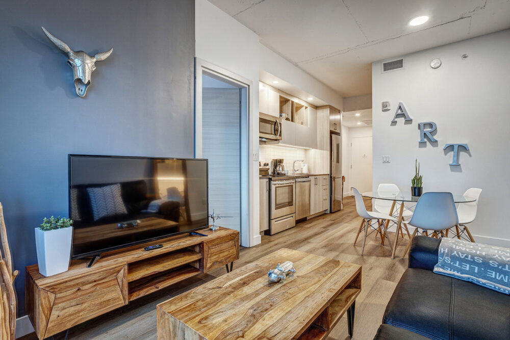 Corporate 1 Bedroom Rental in Montreal | Le Smith Building Main Image