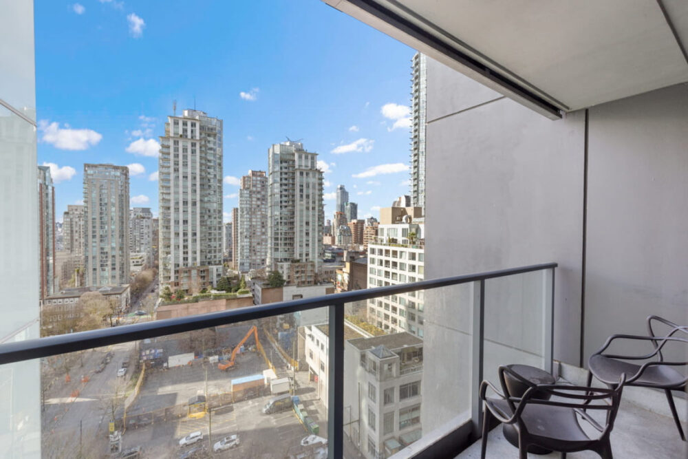 Serviced & Corporate 1 Bedroom Rental in Vancouver Main Image