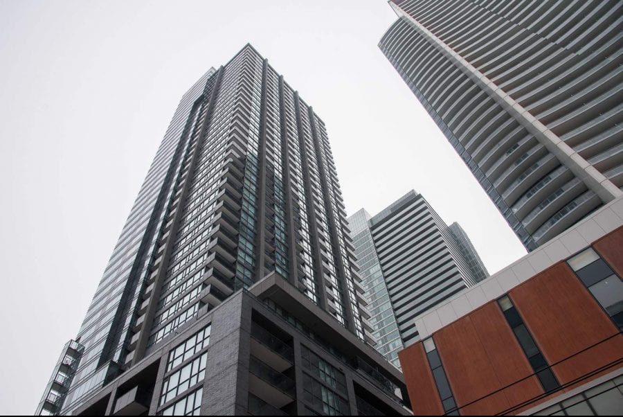 Corporate Stays Furnished rental apartments in Toronto for business travel