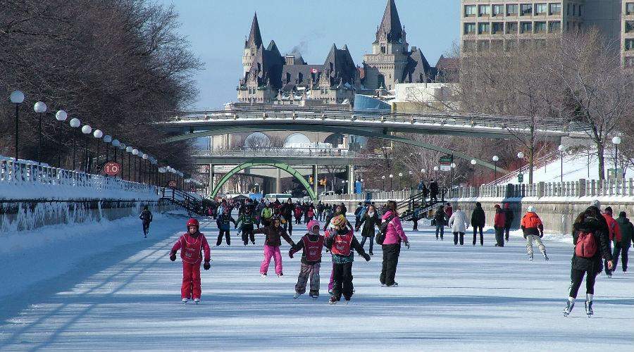 World's largest ice-skating rink at Rideau Canal