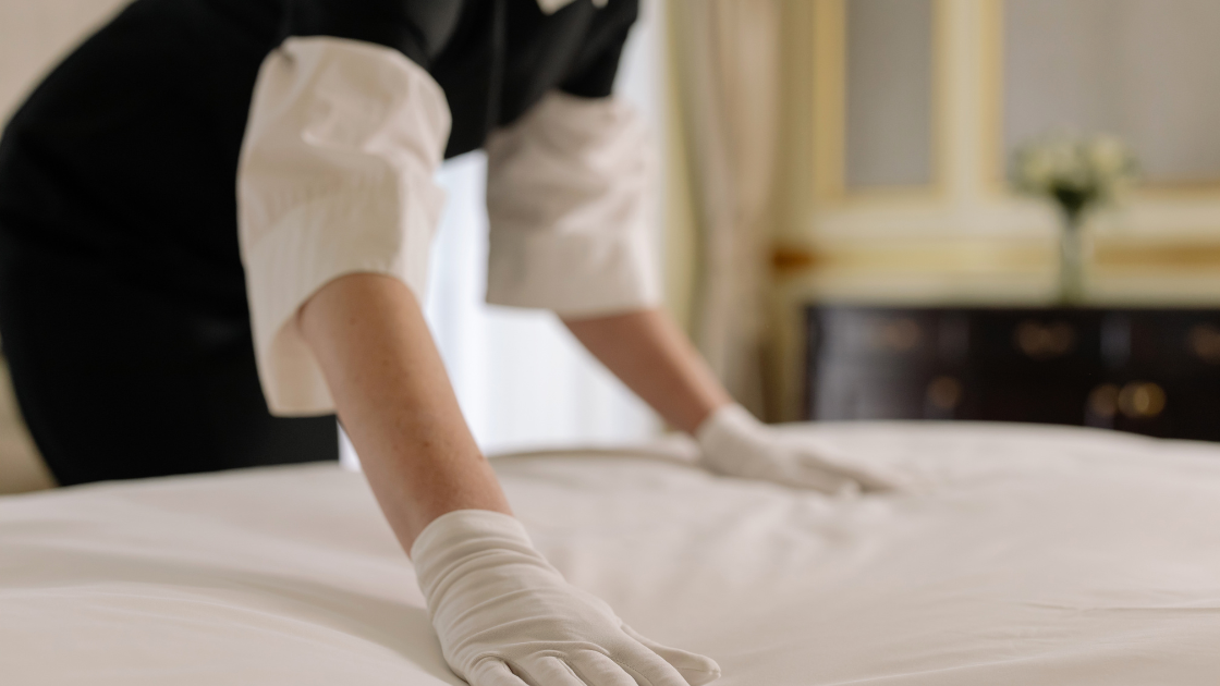 furnished apartments vs. traditional hotels, apartment housekeeping, housekeeping service, apartments cleaning service