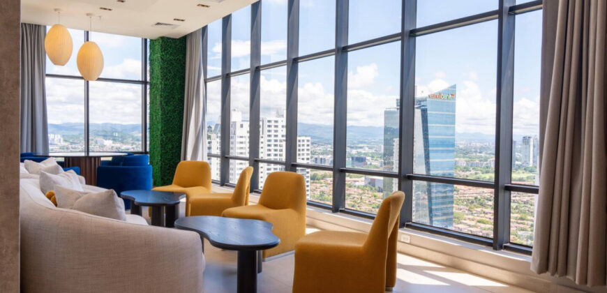 Corporate Loft with Ocean Views in Costa del Este