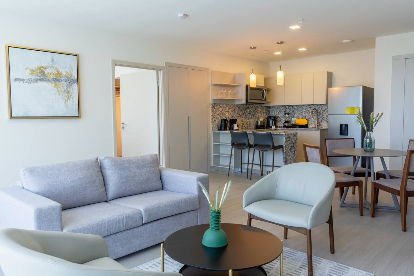 1-Bedroom w/ Stunning Ocean Vista in Panama City