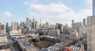 Epic CN Tower View