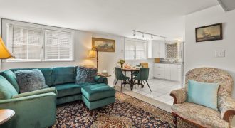 Heritage Cook Street Suite