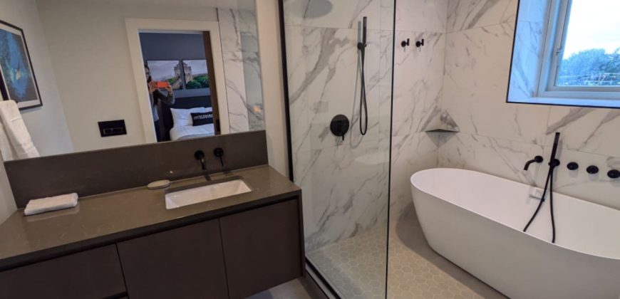 Luxe 2BR Apt with Balcony near Johnson Street