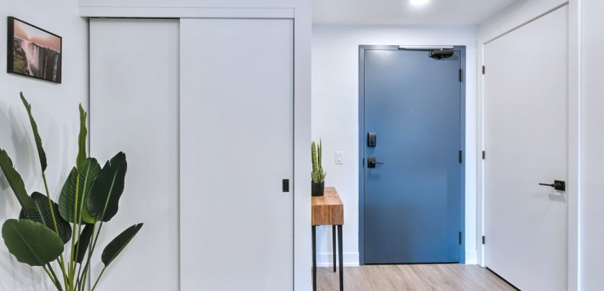 The Lennox – Fully Furnished 1 Bedroom Appartment in Ottawa’s Little Italy (509)