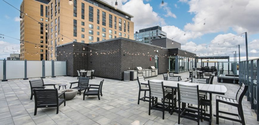 The Lennox – Serviced 1 Bedroom Rental with Den in Ottawa (418)