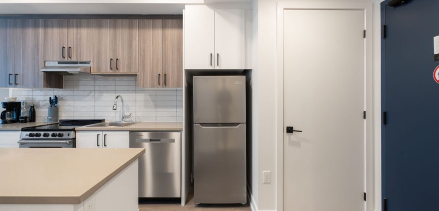 The Lennox – Business Rental in Ottawa – 1 Bedroom with Den (618)