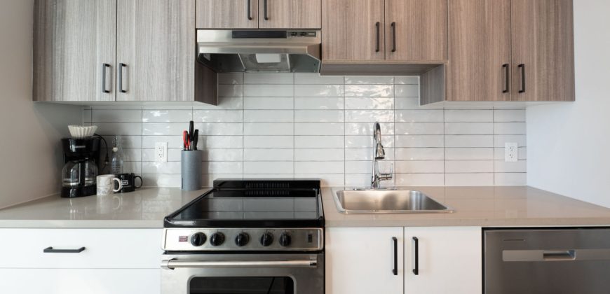 The Lennox – 2 Bedroom Corporate Rental in Ottawa (713)