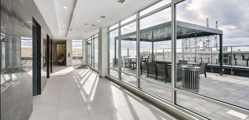 The Lennox – 2 Bedroom Corporate Rental in Ottawa (713)