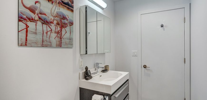 Montreal – C Lofts Le Smith – 2B1B (1006)