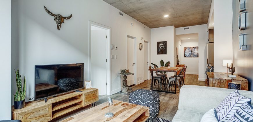 Montreal – C Lofts Le Smith – 2B1B (1006)