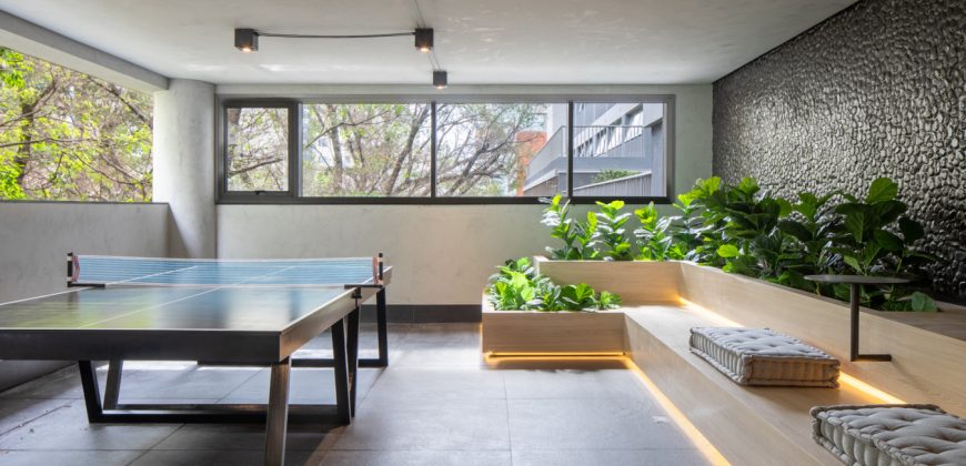 Furnished Studio in São Paulo On Jurupis with City Views, Pool & Gym Access