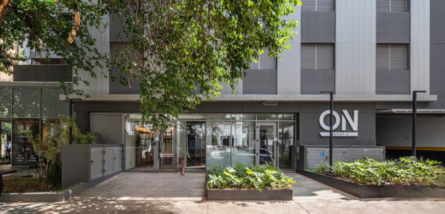 Furnished Studio in São Paulo On Jurupis with City Views, Pool & Gym Access