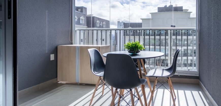 Furnished Studio in São Paulo On Jurupis with City Views, Pool & Gym Access