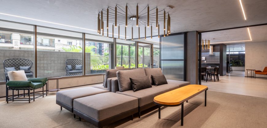 Furnished Studio in São Paulo On Jurupis with City Views, Pool & Gym Access