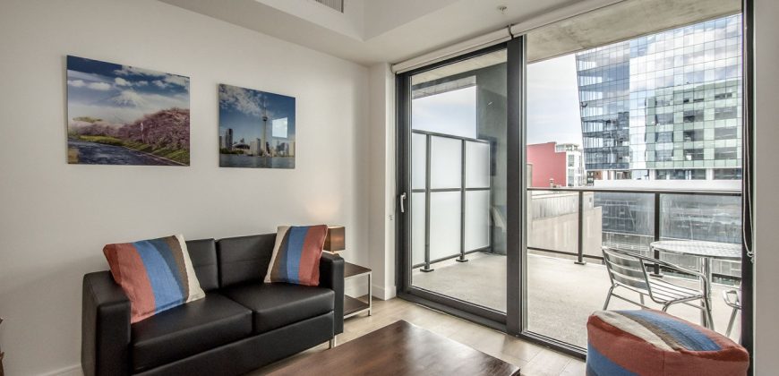 Luxe 1BR Apt with Pool, GYM and On-Site Theater Luxe 1BR Apt with Pool, GYM and On-Site Theater
