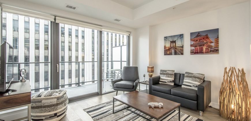 Cozy 2BR Apt with Gym and Cinema near Pier 21